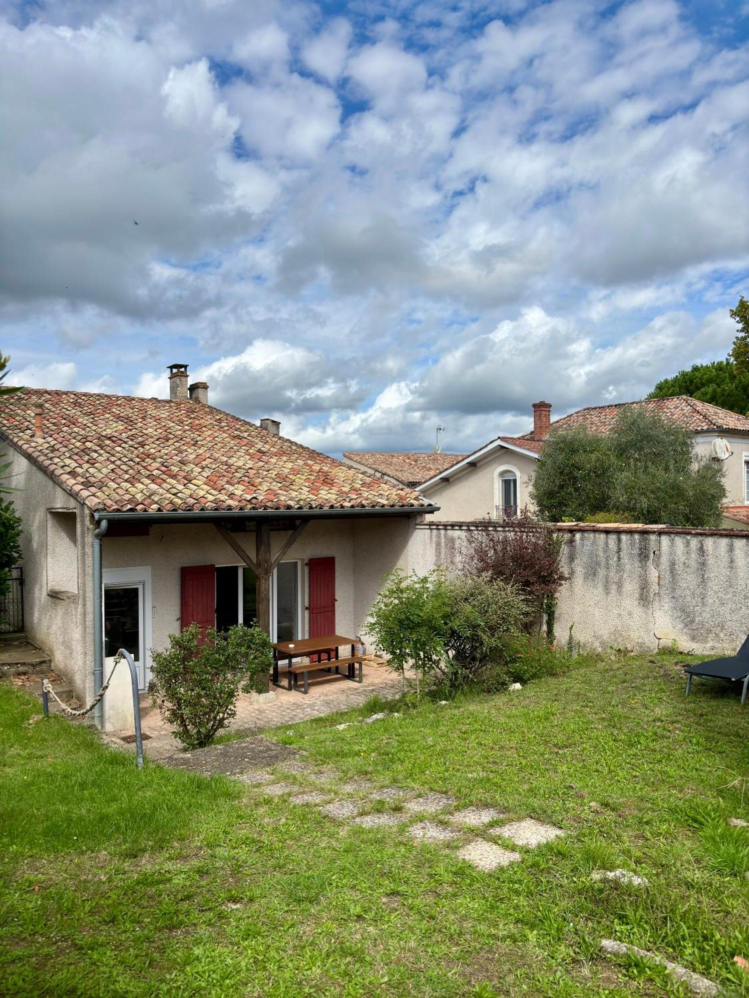 Maison Sarah Barbaste ภายนอก รูปภาพ